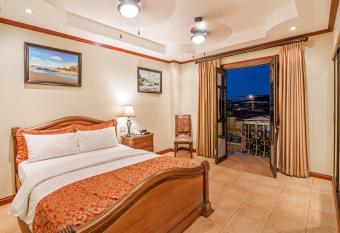 Hotel Casa Roland San Jose has Balcony rooms