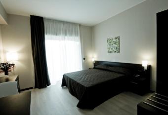 Guest House Residence has Balcony rooms