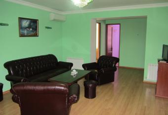 Primer Hotel allows 18 year olds to book a room