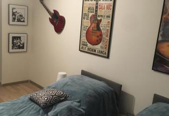 Apart Modra 92a allows 18 year olds to book a room