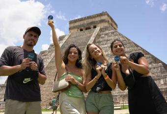 Maui Hostels Playa del Carmen allows 18 year olds to book a room