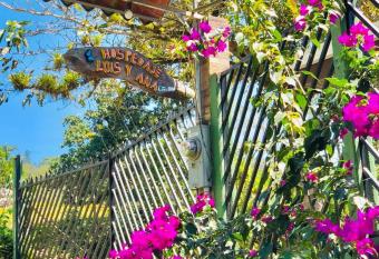 Hospedaje Luis & Ana has Balcony rooms