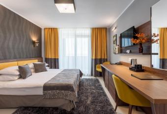 Splendid Conference & Spa Hotel     Adults Only allows 18 year olds to book a room