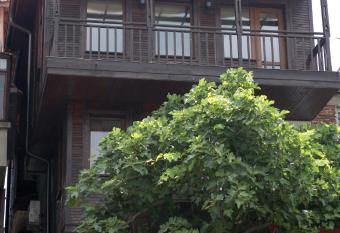 Guest House Fotini 2 has Balcony rooms