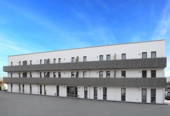 Apartment Hotel 37 allows 18 year olds to book a room