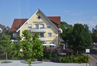 Hotel & Restaurant KRONE has Balcony rooms