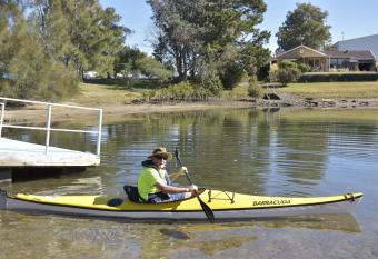 Port O Call Motel has Balcony rooms