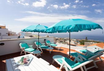  allows 18 year olds to book a room