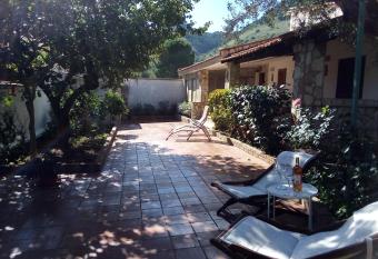 Il giardino di Hyccara has Balcony rooms