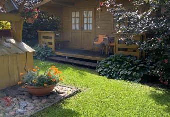 Vacation Without Make Up has Balcony rooms