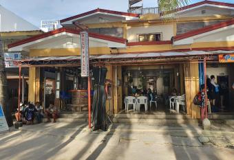 Sulu Plaza has Balcony rooms