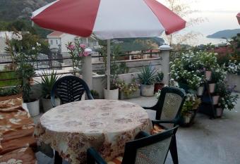 Georgijevic Room & Apartments has Balcony rooms