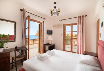 Alta Vista Studios - ex Lekka s House has Balcony rooms