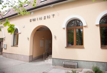 Hotel Eminent has Balcony rooms