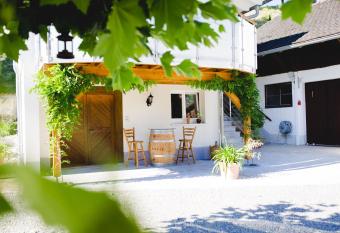 Jeglehof has Balcony rooms