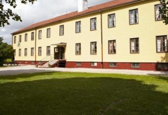 Brukshotellet Roma B&B allows 18 year olds to book a room