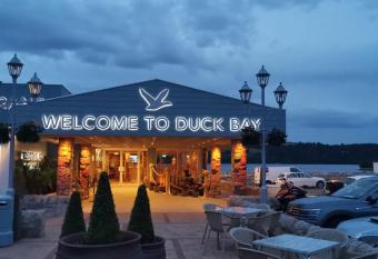 Duck Bay Hotel & Restaurant allows 18 year olds to book a room