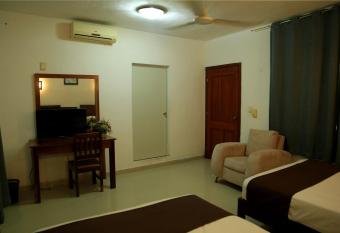 Charly Hotel allows 18 year olds to book a room