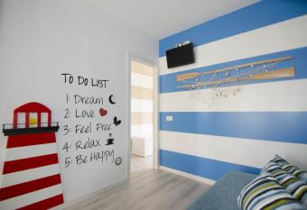 Casa degli Artisti has Balcony rooms