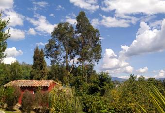 El Chalet de El Refugio de la Loma has Balcony rooms