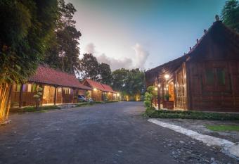 The Omah Borobudur has Balcony rooms