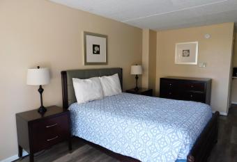 APM Inn & Suites allows 18 year olds to book a room