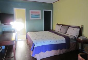 Travel Eagle Inn Motel has Smoking rooms