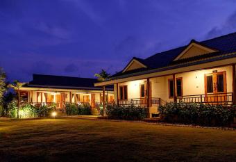 Baan Rabieng Resort allows 18 year olds to book a room