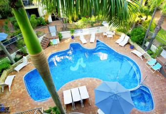 Aussie Resort allows 18 year olds to book a room