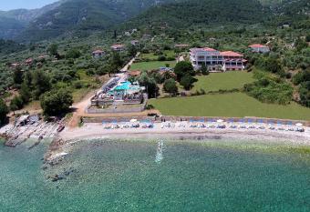 Maranton Beach Hotel allows 18 year olds to book a room