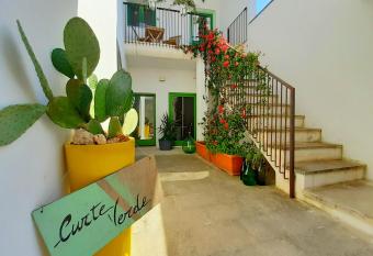 Curte Verde has Balcony rooms