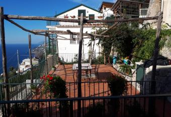 Rifugio Stellato has Balcony rooms