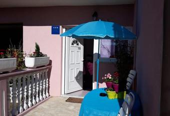 Studio apartman has Balcony rooms