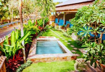 Balangan Inn Surf Homestay has Balcony rooms