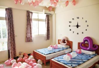 Balloon Dream Home Stay has Balcony rooms
