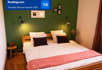 Taramazon has Balcony rooms