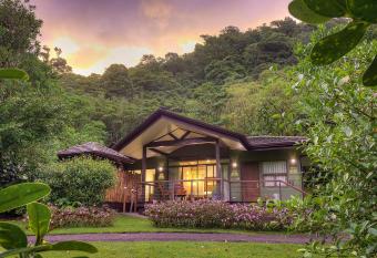 El Silencio Lodge & Spa Costa Rica has Balcony rooms