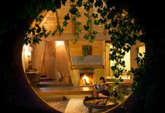 Hotel Altiplanico Caj  n del Maipo has Balcony rooms