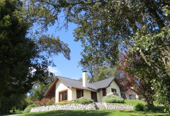 Caba  as & Aparts Lancuyen, Villa de Monta  a has Balcony rooms