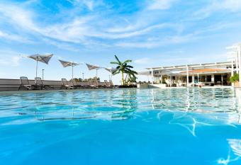 La Conchiglia Resort & Spa allows 18 year olds to book a room