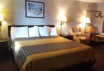 Budget Host Inn Somerset has Smoking rooms