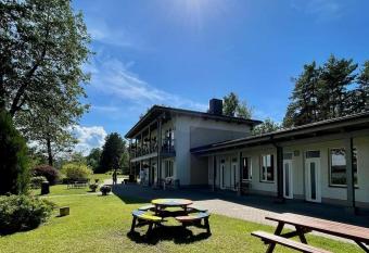 Lilaste.eu has Balcony rooms