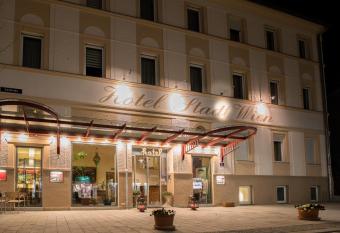 Hotel Stadt Wien has Balcony rooms