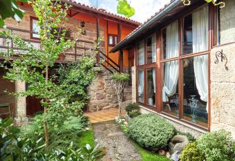 Casa Rural Sabariz has Balcony rooms