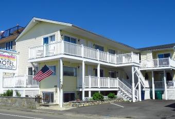 Breakers By The Sea has Balcony rooms