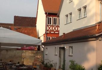 Hotel Adler allows 18 year olds to book a room