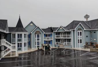 Falls Lodge and Suites allows 18 year olds to book a room