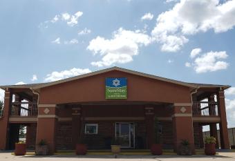 SureStay Hotel by Best Western Rockdale allows 18 year olds to book a room