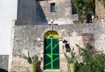 Terrazza su volta storica has Balcony rooms