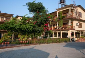 Jungle Wildlife Camp has Balcony rooms